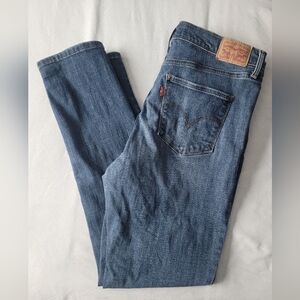 Levi's Women's Red Tab Jeans
